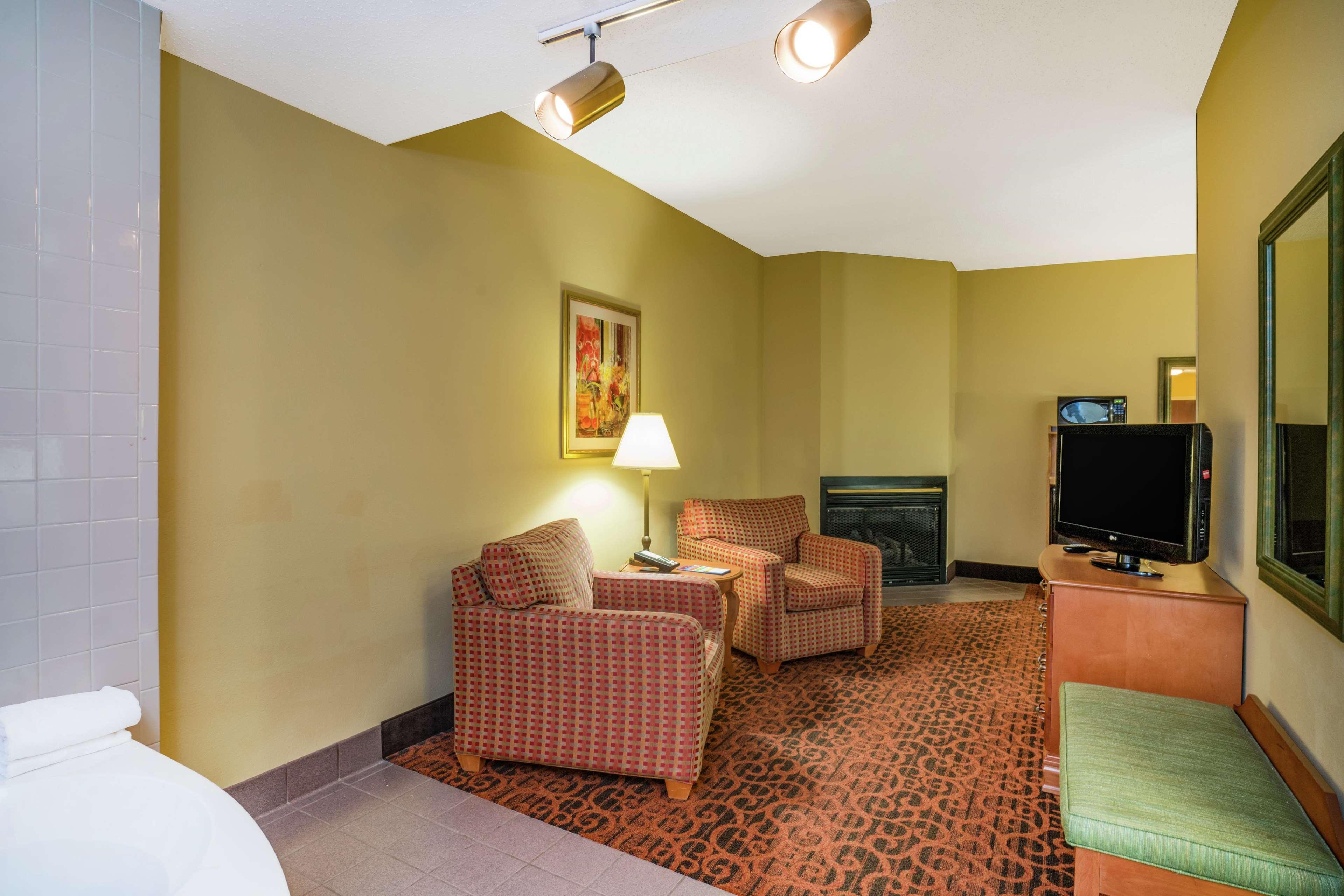 Hampton Inn Bardstown Εξωτερικό φωτογραφία